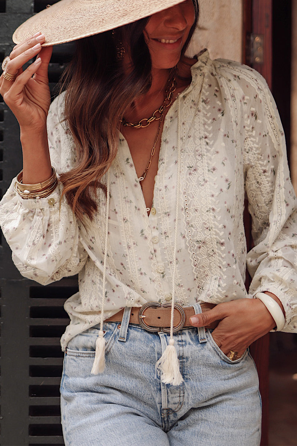 Red Floral Embroidered Lace Bubble Sleeve Shirt