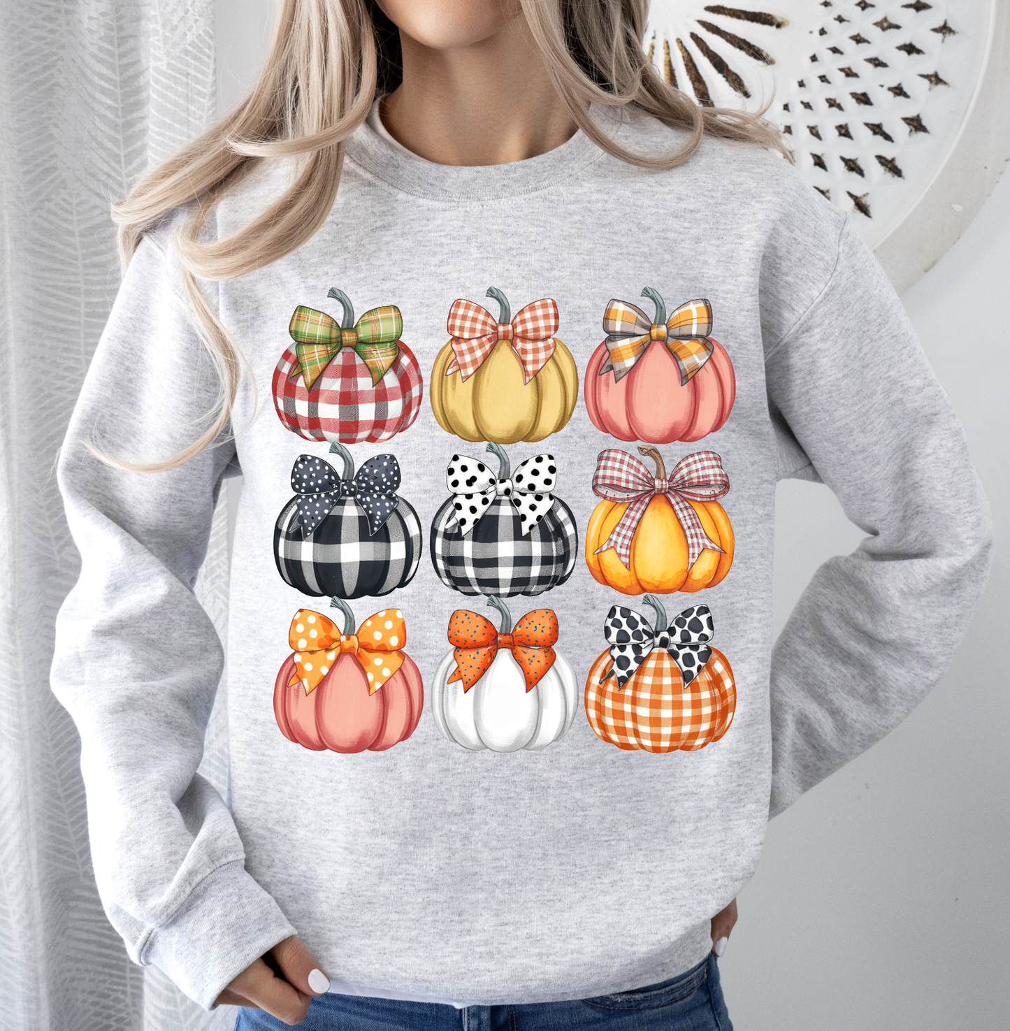 PUMPKIN COQUETTE CREWNECK TEE/SWEATSHIRT   : Off-White / SWEATSHIRT / S